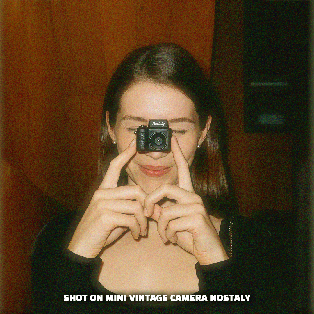 Mini Vintage Camera